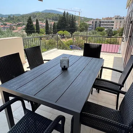 Kale Apartment Vela Luka